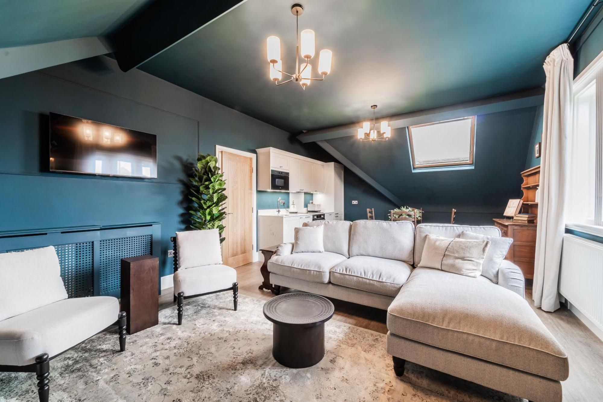 2 The Quadrant Luxury Apartments - Хойлейк Екстериор снимка