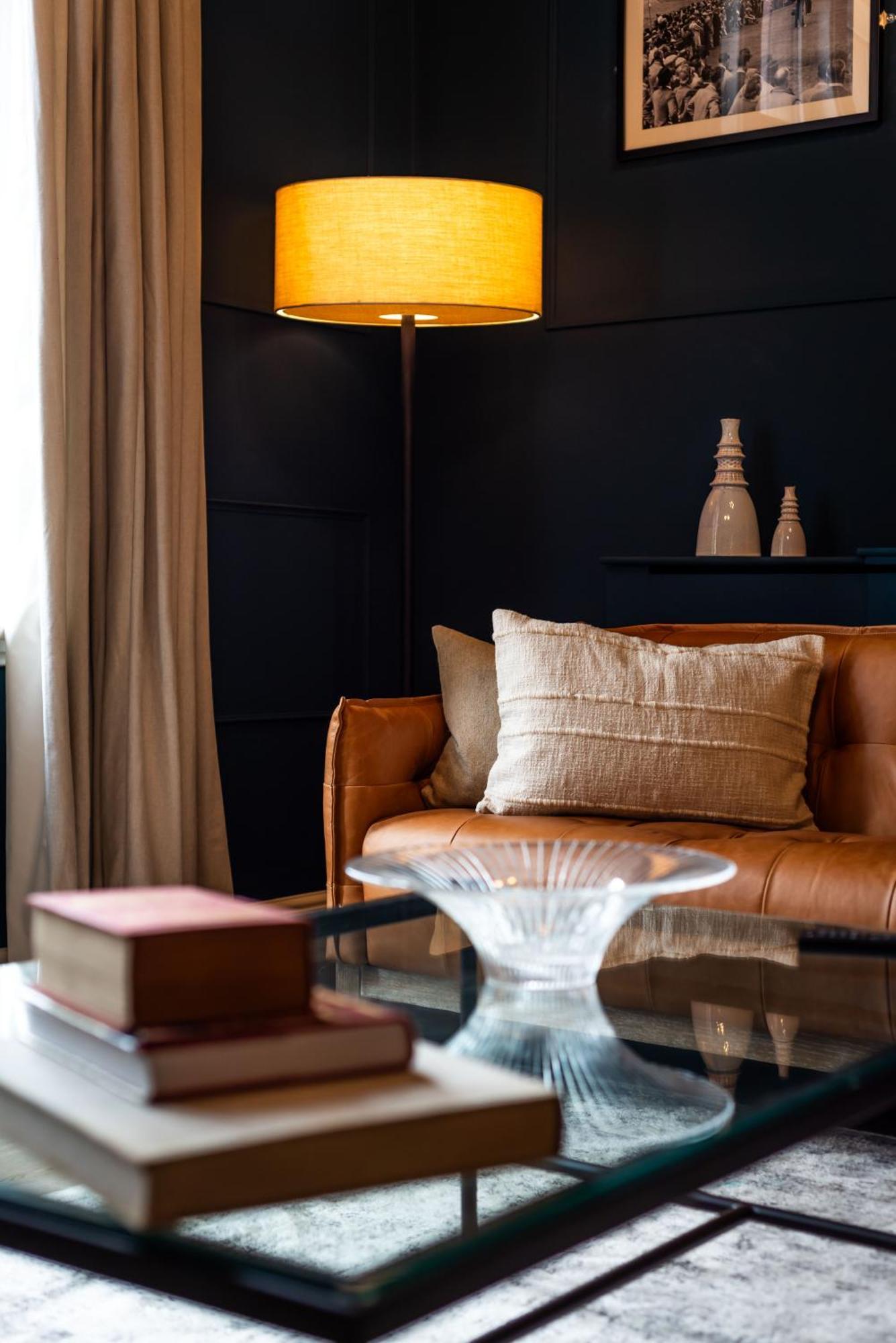 2 The Quadrant Luxury Apartments - Хойлейк Екстериор снимка